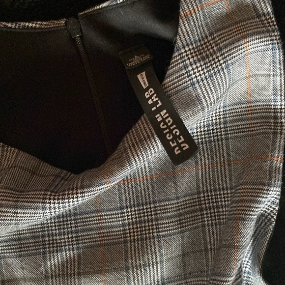 Design lab by loard& Taylor beautiful ruffle dress size 6​​​ - Picture 4 of 5